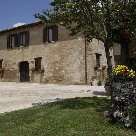 Agriturismo Il Borghetto モンテファルコ エクステリア 写真