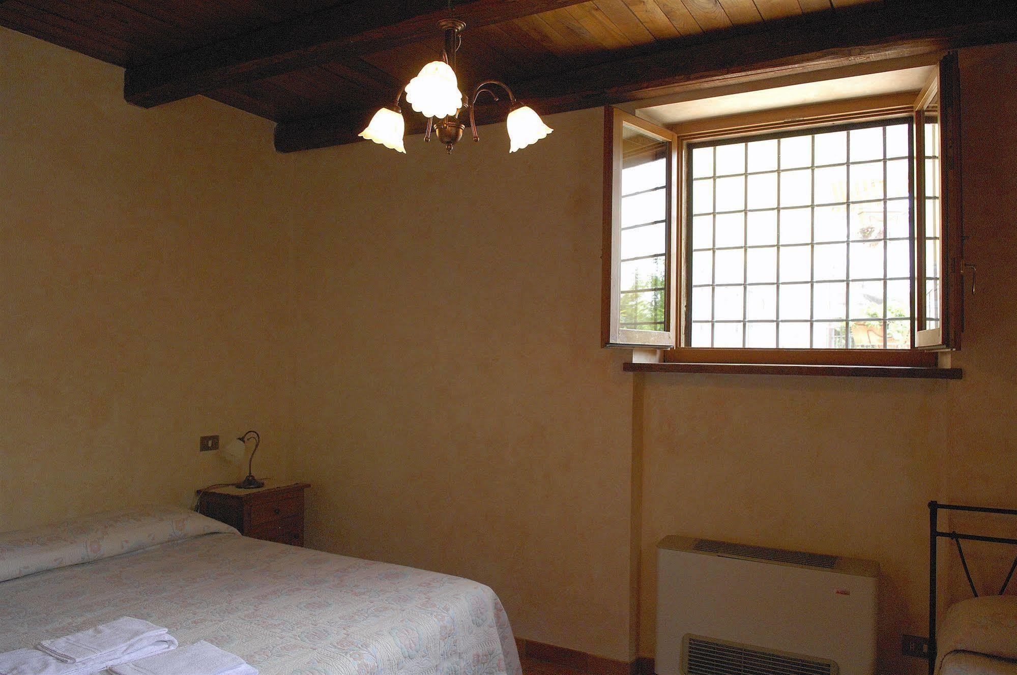 Agriturismo Il Borghetto モンテファルコ エクステリア 写真